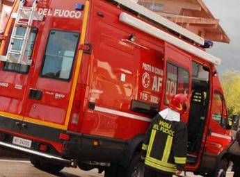 Bomba esplode davanti a sede Lega di Treviso Bomba esplode davanti a sede Lega di Treviso