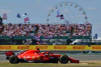Vince Vettel, trionfo Ferrari a Silverstone Vince Vettel, trionfo Ferrari a Silverstone