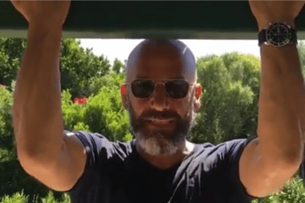 Vialli replica a Vieri: Luca is back, vado a giocare in Mongolia /Video Vialli replica a Vieri: Luca is back, vado a giocare in Mongolia /Video