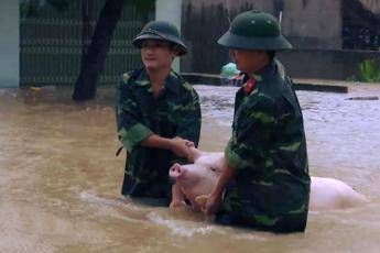 Vietnam, tempesta provoca oltre 35 morti e 40 dispersi Vietnam, tempesta provoca oltre 35 morti e 40 dispersi