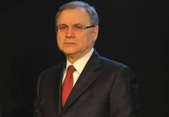 Bankitalia, Visco: “Bene 80 euro ma ora sostegno all’occupazione” Bankitalia, Visco: “Bene 80 euro ma ora sostegno all’occupazione”