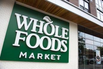 Amazon rileva Whole Foods Market e lancia super sconti Amazon rileva Whole Foods Market e lancia super sconti