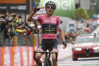 Yates sempre in rosa Yates sempre in rosa