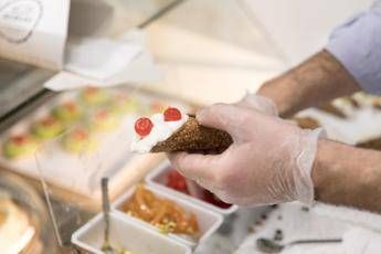 Da Expo a Roma, arrivano i cannoli espressi siciliani Da Expo a Roma, arrivano i cannoli espressi siciliani