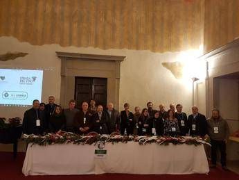 Nasce coordinamento nazionale Strade del vino, olio e sapori Nasce coordinamento nazionale Strade del vino, olio e sapori