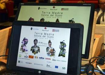 Fra sostenibilità e gusto al via a Torino 'Terra madre' Fra sostenibilità e gusto al via a Torino 'Terra madre'
