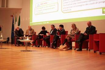Lombardia: Regione, attivi oltre 2000 contratti di apprendistato Lombardia: Regione, attivi oltre 2000 contratti di apprendistato