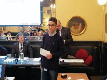 Manageritalia Trieste consegna borse di studio Manageritalia Trieste consegna borse di studio