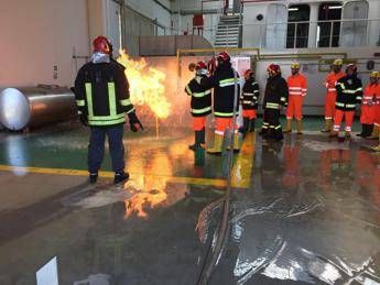 A Napoli percorso Ifts 'Tecniche per conduzione impianti tecnici navi' A Napoli percorso Ifts 'Tecniche per conduzione impianti tecnici navi'