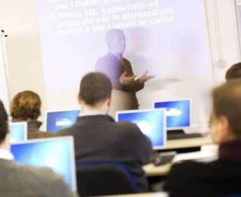 Caserta: Work solution, corsi per addetto ufficio personale e per imparare inglese Caserta: Work solution, corsi per addetto ufficio personale e per imparare inglese