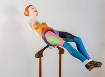 A Milano la mostra 'Social acrobatics' apre lo Spazio Gerini tra moda e arte A Milano la mostra 'Social acrobatics' apre lo Spazio Gerini tra moda e arte