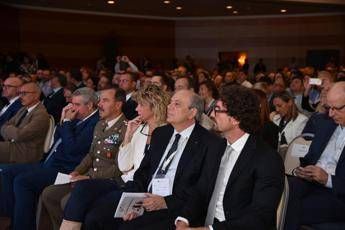 La ricerca: a 4 anni da laurea occupato 93,8% ingegneri La ricerca: a 4 anni da laurea occupato 93,8% ingegneri