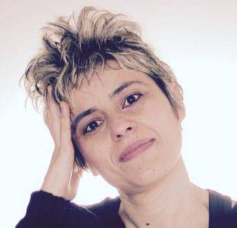 Micol Graziano: Il mio lavoro? Scrivo lettere d'amore per chi non sa farlo Micol Graziano: Il mio lavoro? Scrivo lettere d'amore per chi non sa farlo