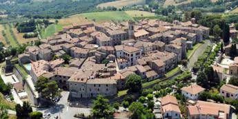 Nelle città d'arte in crescita gli arrivi, 11 mld fatturato annuo Nelle città d'arte in crescita gli arrivi, 11 mld fatturato annuo