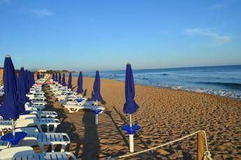 Federturismo, boom turisti stranieri e grande affluenza in spiagge Federturismo, boom turisti stranieri e grande affluenza in spiagge