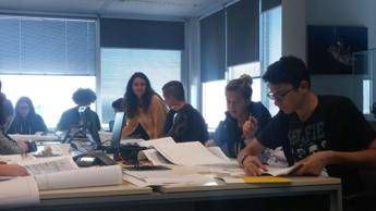 Eni: in Val d'Agri 800 studenti in alternanza scuola-lavoro Eni: in Val d'Agri 800 studenti in alternanza scuola-lavoro