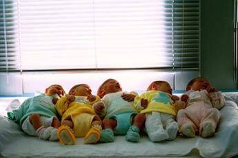 Papà anche a 90 anni? Uno studio smentisce, l'età dell'uomo conta Papà anche a 90 anni? Uno studio smentisce, l'età dell'uomo conta