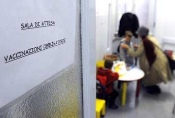 Niente asilo nido senza vaccinazioni obbligatorie. Progetto di legge in Lombardia Niente asilo nido senza vaccinazioni obbligatorie. Progetto di legge in Lombardia