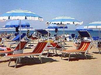 A Jesolo nasce la 'Spiaggia di Nemo', prima in Veneto riservata a disabili A Jesolo nasce la 'Spiaggia di Nemo', prima in Veneto riservata a disabili
