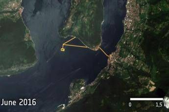 Anche il satellite dell'Esa 'visita' The Floating Piers /Foto Anche il satellite dell'Esa 'visita' The Floating Piers /Foto