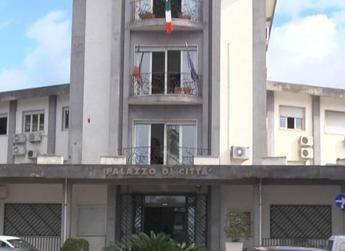 Intimidazione al sindaco di Diamante, arrestato un 23enne Intimidazione al sindaco di Diamante, arrestato un 23enne