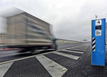 La Camera ai comuni, no alle multe autovelox per fare cassa
