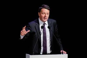 Ponte sullo Stretto, la sfida di Renzi: Siamo pronti, porterà 100mila posti di lavoro Ponte sullo Stretto, la sfida di Renzi: Siamo pronti, porterà 100mila posti di lavoro