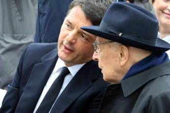 Referendum, Renzi: Giuste e utili le critiche di Napolitano Referendum, Renzi: Giuste e utili le critiche di Napolitano