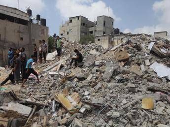 Mo: 18mila case distrutte a Gaza, servono 7,8 mld per ricostruzione Mo: 18mila case distrutte a Gaza, servono 7,8 mld per ricostruzione