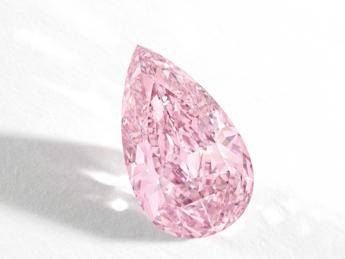 Un incanto rosa da Sotheby's, il diamante 'fancy vivid pink' è da record /Fotogallery Un incanto rosa da Sotheby's, il diamante 'fancy vivid pink' è da record /Fotogallery