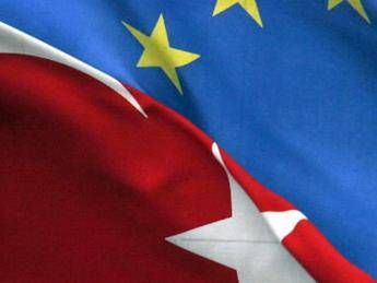 Turchia: Ankara, Unione doganale congelata se esclusi da accordo Ue-Usa Turchia: Ankara, Unione doganale congelata se esclusi da accordo Ue-Usa