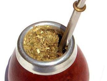 Omaggio speciale per il Papa, immigrati argentini doneranno 'yerba mate' Omaggio speciale per il Papa, immigrati argentini doneranno 'yerba mate'