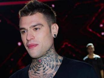 Fedez con i no Expo: La vernice sui muri indigna più delle infiltrazioni mafiose Fedez con i no Expo: La vernice sui muri indigna più delle infiltrazioni mafiose