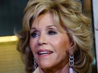 Jane Fonda: Invecchiare? Dà un senso di libertà. Puoi essere quello che vuoi Jane Fonda: Invecchiare? Dà un senso di libertà. Puoi essere quello che vuoi