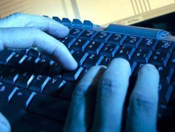 Wikileaks: pubblicate mail personali del capo della Cia Wikileaks: pubblicate mail personali del capo della Cia