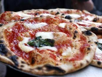 #pizzaUnesco, un libro sostiene la petizione mondiale #pizzaUnesco, un libro sostiene la petizione mondiale