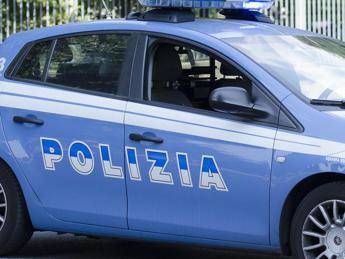 Roma, picchia la compagna davanti alla figlia piccola: arrestato Roma, picchia la compagna davanti alla figlia piccola: arrestato