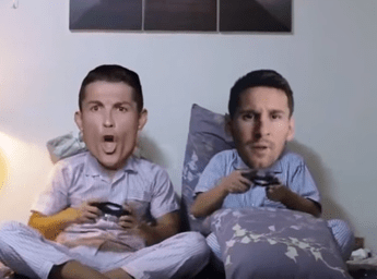 Leo Messi e Cristiano Ronaldo amici per la pelle nella parodia di 'Friends' /Video Leo Messi e Cristiano Ronaldo amici per la pelle nella parodia di 'Friends' /Video