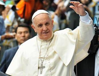 Il primo libro intervista del Papa esce il 12 gennaio in contemporanea in 15 Paesi Il primo libro intervista del Papa esce il 12 gennaio in contemporanea in 15 Paesi