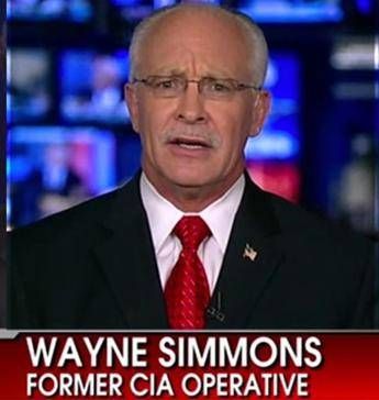 Si spacciava per ex agente della Cia, arrestato commentatore Fox Si spacciava per ex agente della Cia, arrestato commentatore Fox