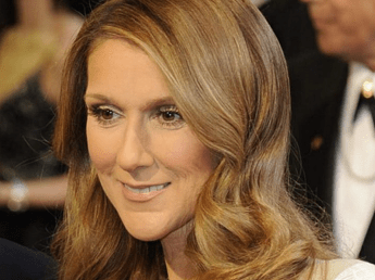 Celine Dion torna a cantare a Las Vegas dopo morte del marito Celine Dion torna a cantare a Las Vegas dopo morte del marito