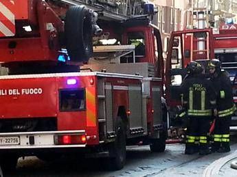 Roma, incendio all'Umberto I Roma, incendio all'Umberto I