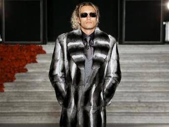 Justin O’Shea lascia Brioni, maison non sfila Justin O’Shea lascia Brioni, maison non sfila