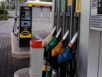 Carburanti, prezzi in rialzo Carburanti, prezzi in rialzo