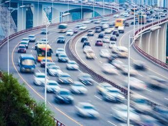 Mobilità e clima, pil globale a +4,7% con sistema di trasporti green Mobilità e clima, pil globale a +4,7% con sistema di trasporti green