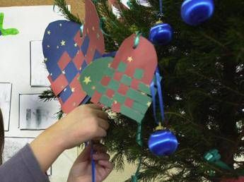 Regali per 4 miliardi e mezzo sotto l'albero Regali per 4 miliardi e mezzo sotto l'albero