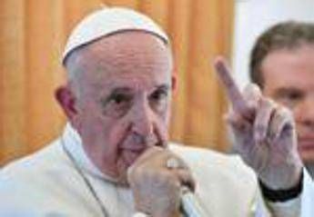 War 'negation of all rights' says Francis War 'negation of all rights' says Francis