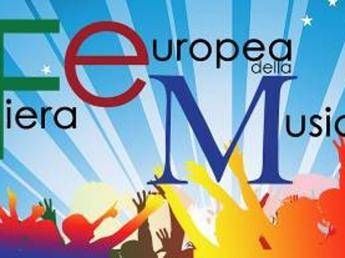 Per la prima volta 500 metri quadri di musica al Salone del Libro di Torino Per la prima volta 500 metri quadri di musica al Salone del Libro di Torino