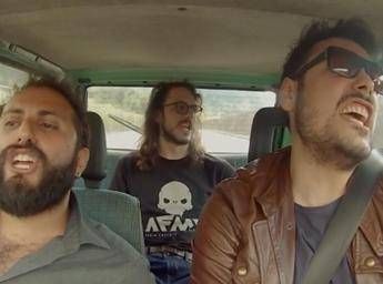 L'ironia dei The Jackal su 'Despacito', il video è esilarante L'ironia dei The Jackal su 'Despacito', il video è esilarante