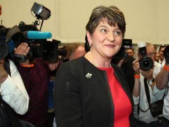 Gb, Dup possibile ago della bilancia del nuovo Parlamento Gb, Dup possibile ago della bilancia del nuovo Parlamento